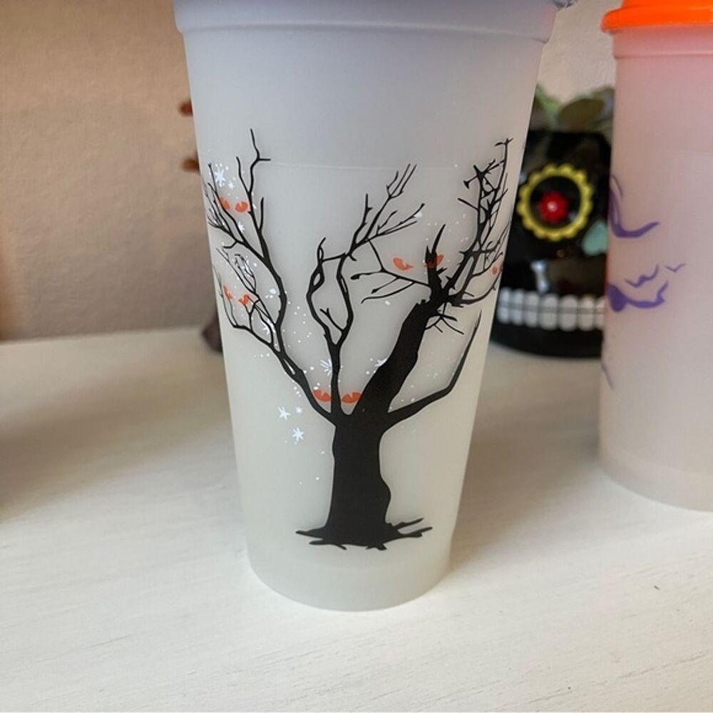 3 Starbucks Halloween Glow In The Dark Cups Reusable With Lids - Picture 5 of 8